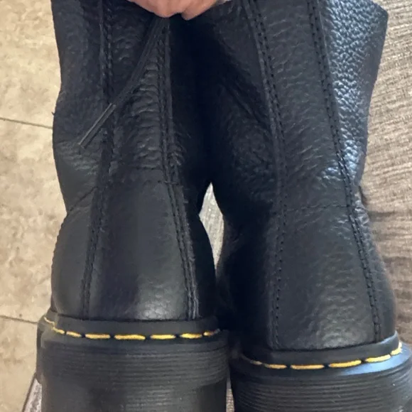 Dr. Martens Black Leather Footbed - Picture 6 of 7